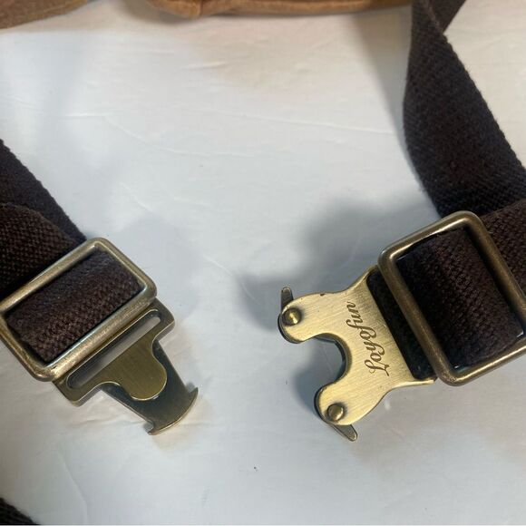 Loyofan Unisex Brown Leather Belt Bag With Adjustable Waist Strap - Picture 6 of 8